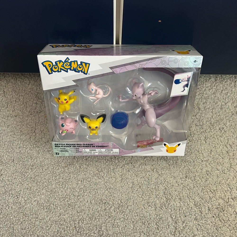 Pokémon 30th Anniversary Battle Figure Multi-Pack featuring Mew (Silver Box)